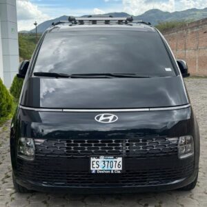 HYUNDAI STARIA AUTOMÁTICO 12 PASAJEROS